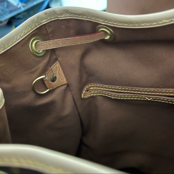 Louis Vuitton Montsouris MM Monogram Backpack - Picture 10 of 14